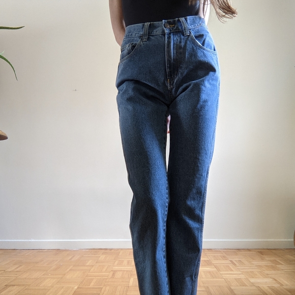 Red Head Highwaist Straight Leg Jeans - Picture 6 of 6